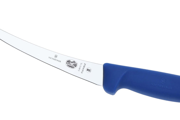 Cutit Victorinox pentru dezosat 5.6613 - lama curba flexibila de 15 cm