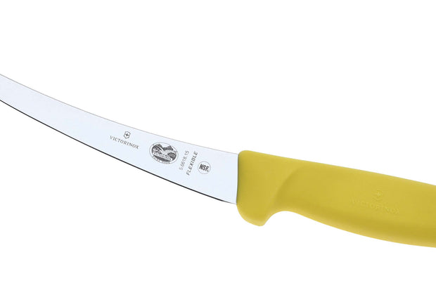 Cutit Victorinox pentru dezosat 5.6613 - lama curba flexibila de 15 cm